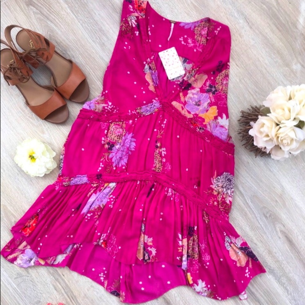 Free People FLOWY Top🌺 Size M